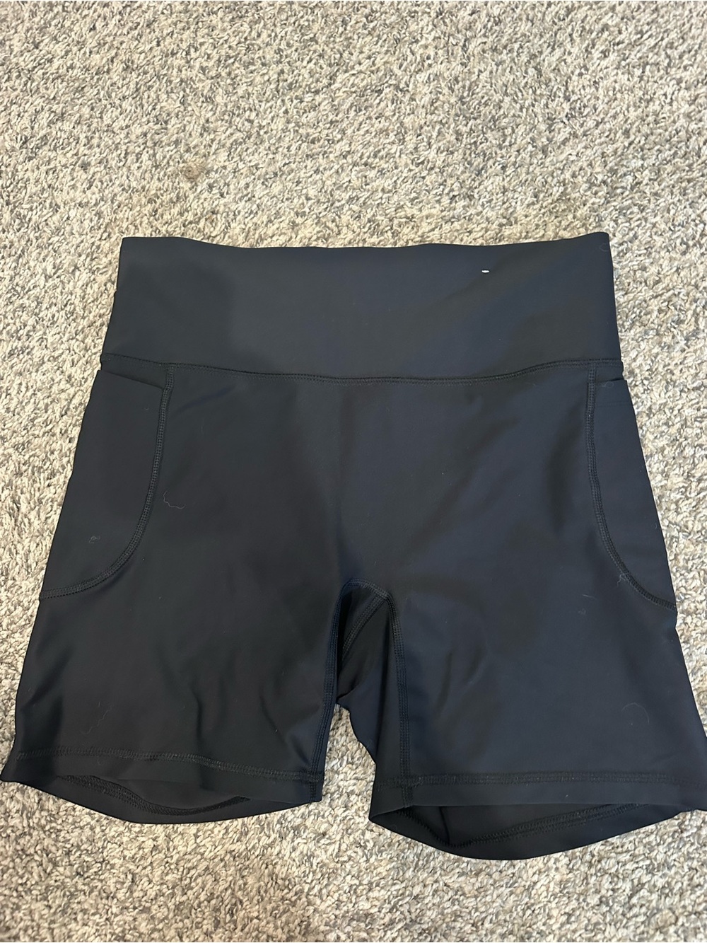 Old Navy Black High-Rise Athletic Bike Shorts with Side Pockets